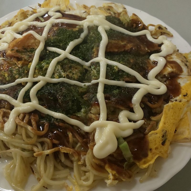 広島風お好み焼きイカ天入り(よっちゃん )