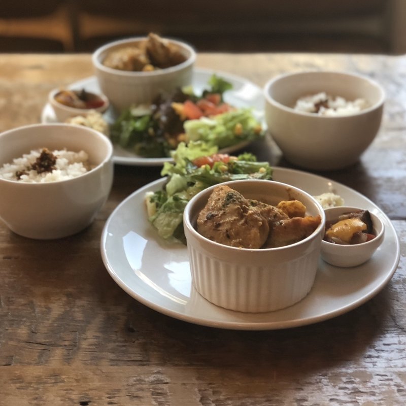 タンドリーチキン(cafe WALL)