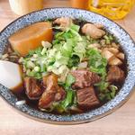 牛肉麺(バーン・メイ)