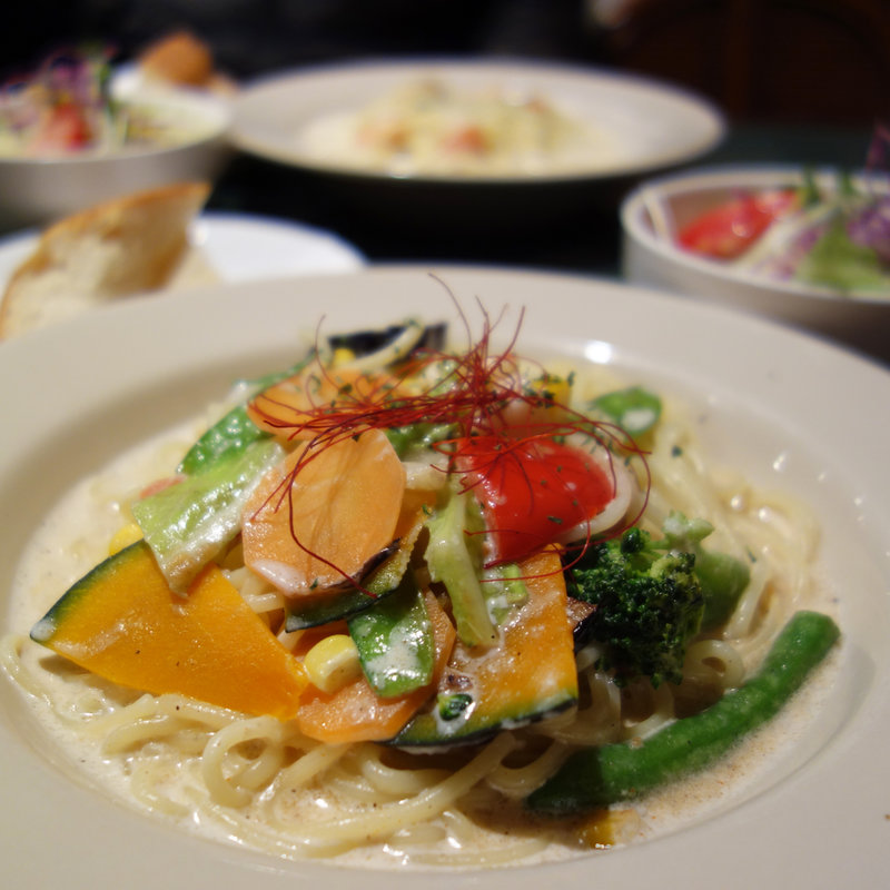 季節野菜のクリームパスタ(パスティーナ)