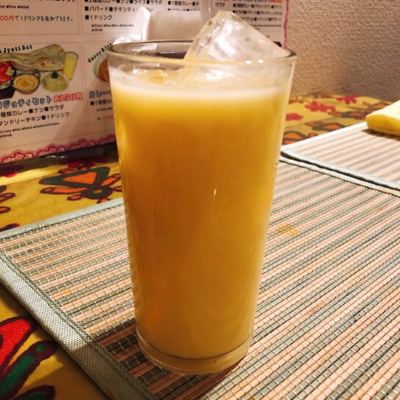 マンゴーラッシー(ナワジョティ)