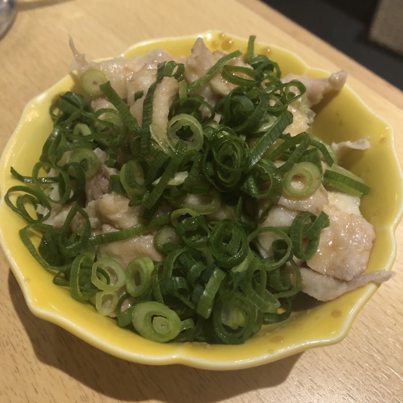 鶏皮ポン酢(餃子酒場 こぶくろ)