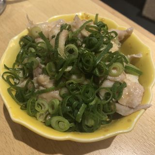鶏皮ポン酢(餃子酒場こぶくろ)