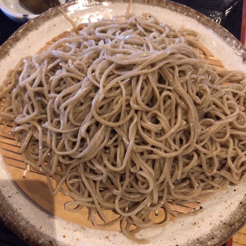 ざるそば(大盛)(吾亦紅 われもこう)