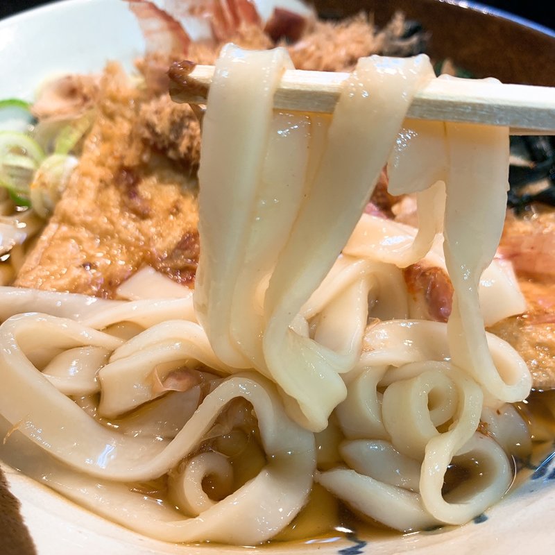 わかめきしめん(住よし ＪＲ名古屋駅・新幹線下りホーム店 （すみよし）)
