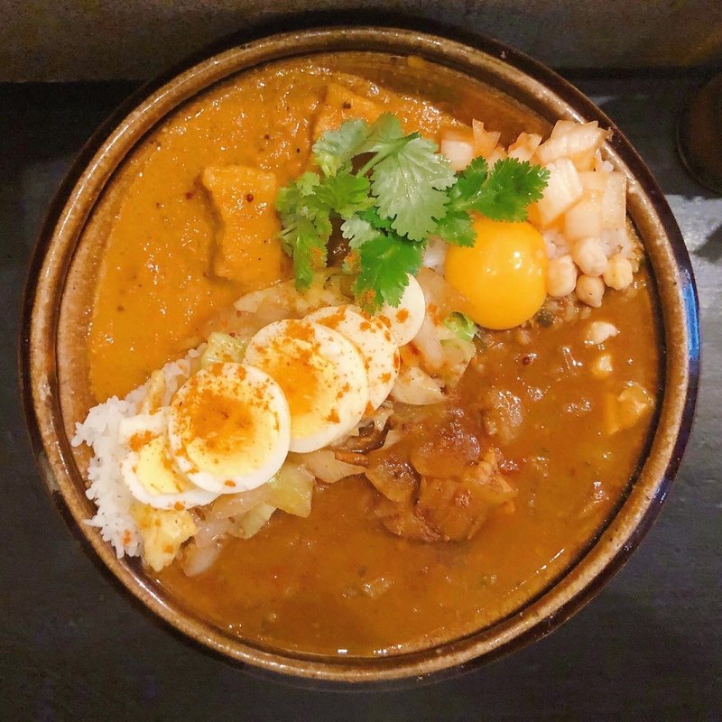 ポークビンダルー＆エッグ（卵黄トッピング）(スパイスポスト （SPICE POST）)