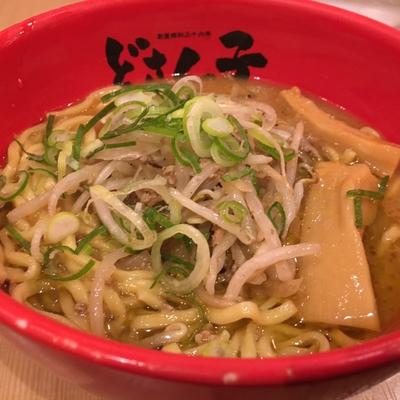 豪快赤練味噌ラーメン(どさん子ラーメン 八重洲店)