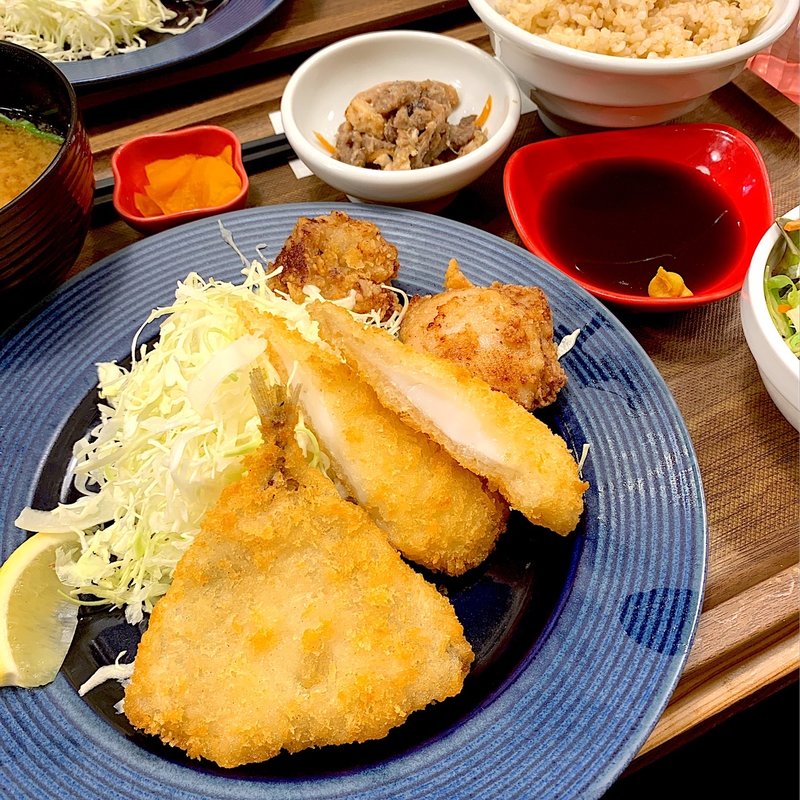 ミックスフライ定食(sakura食堂 大手町店)