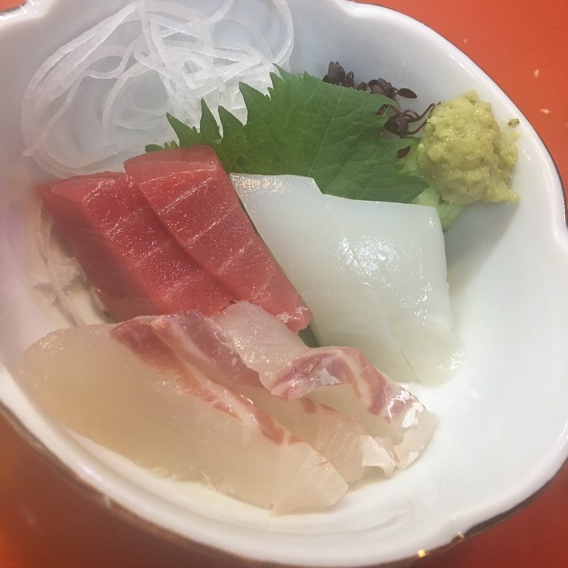 刺身盛り(スタンド アサヒ)