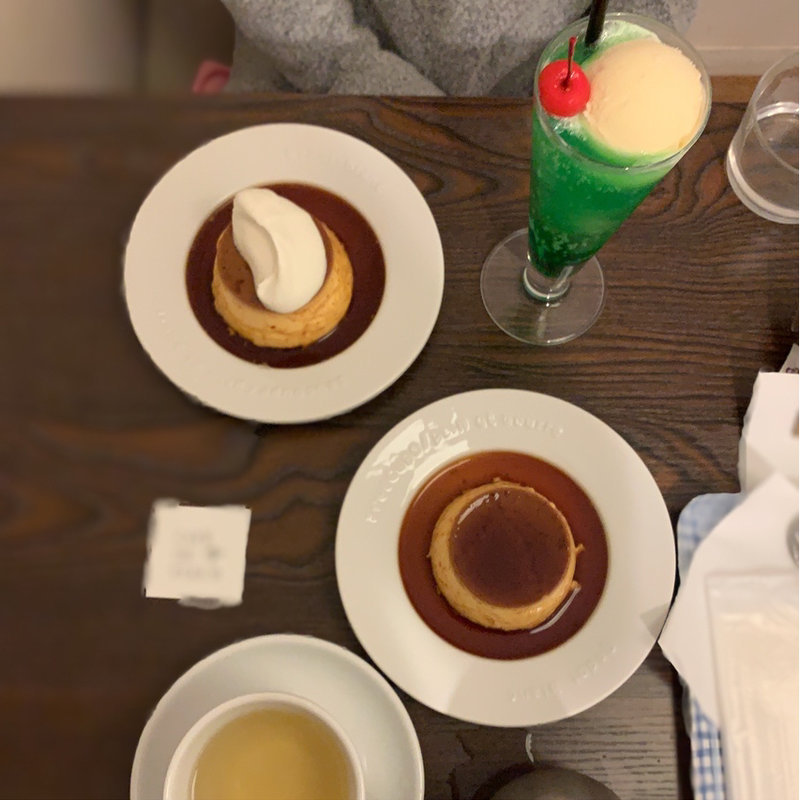 手作りの大きなプディング(CAFÉ DE FLEUR カフェ・ドゥ・フルール)