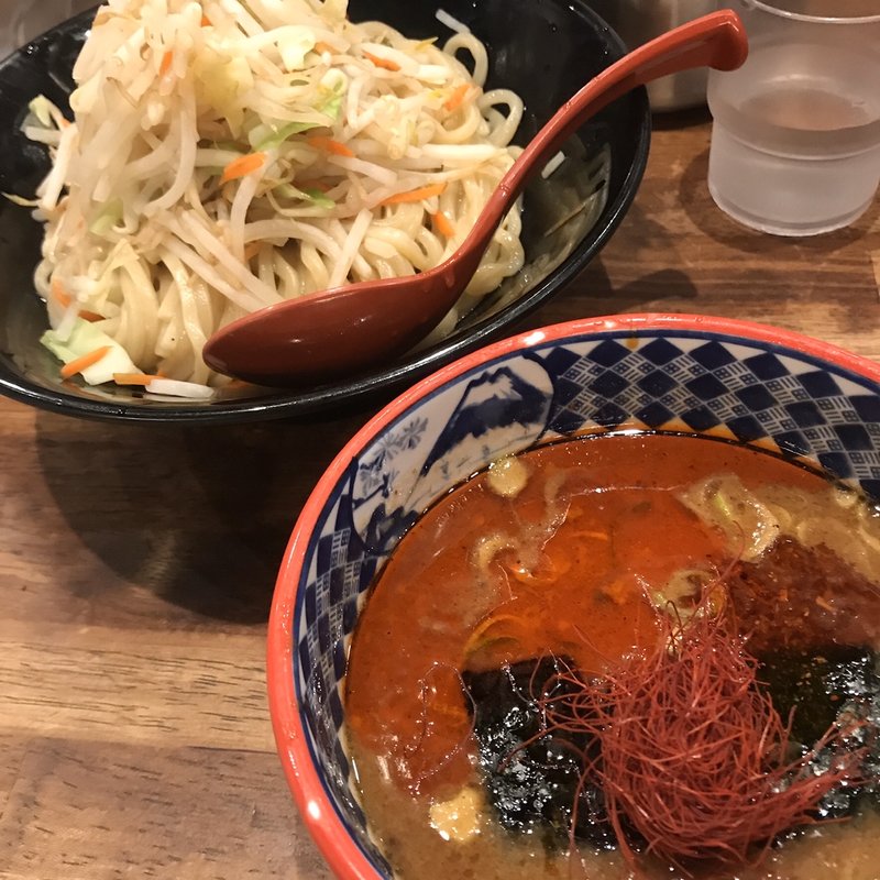 濃厚魚介辛味噌つけ麺(つけ麺専門店 三田製麺所 新宿西口店)