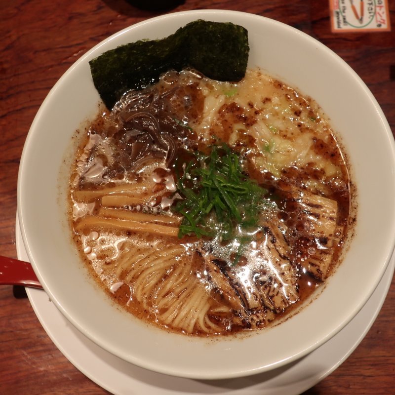 とんこつ不使用の熊本風らぁめん(九州じゃんがららあめん 原宿店 )