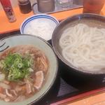 豚バラ肉の肉汁つけ麺(空飛ぶうどん やまぶき家)