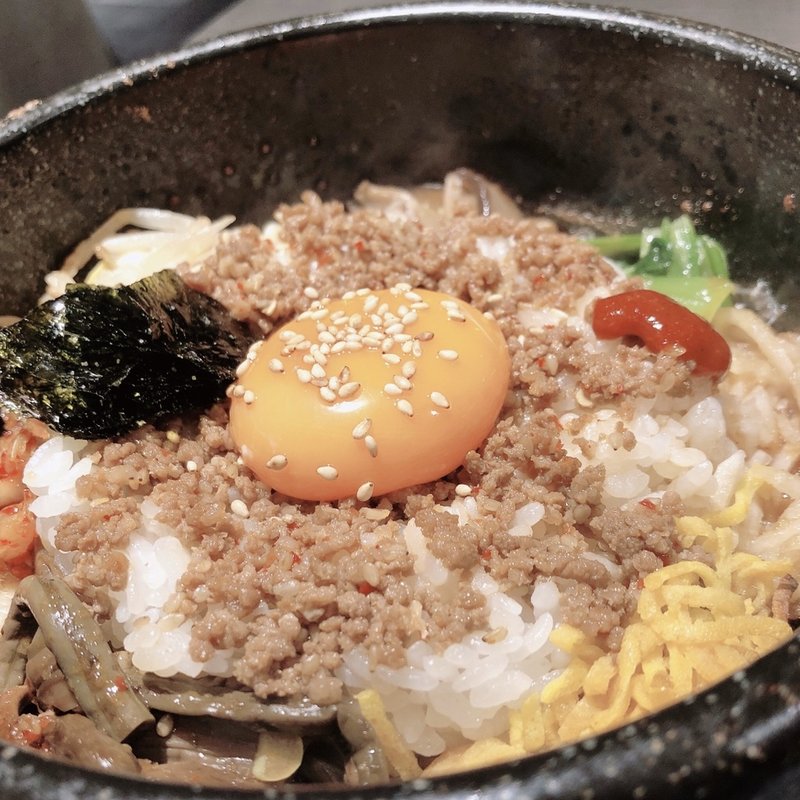 石焼きビビンバ(焼肉チャンピオン 池袋東武店)