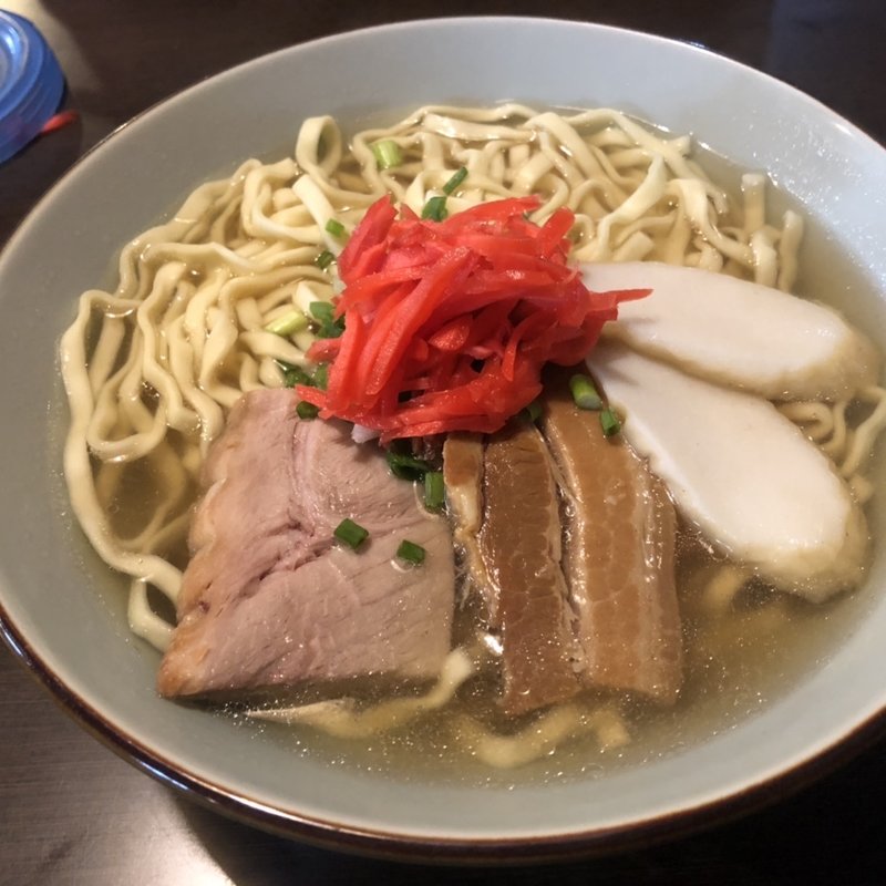 沖縄そば(自家製麺与那原そば 民芸食堂)