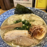 しおワンタン麺(ラーメンASAHI)