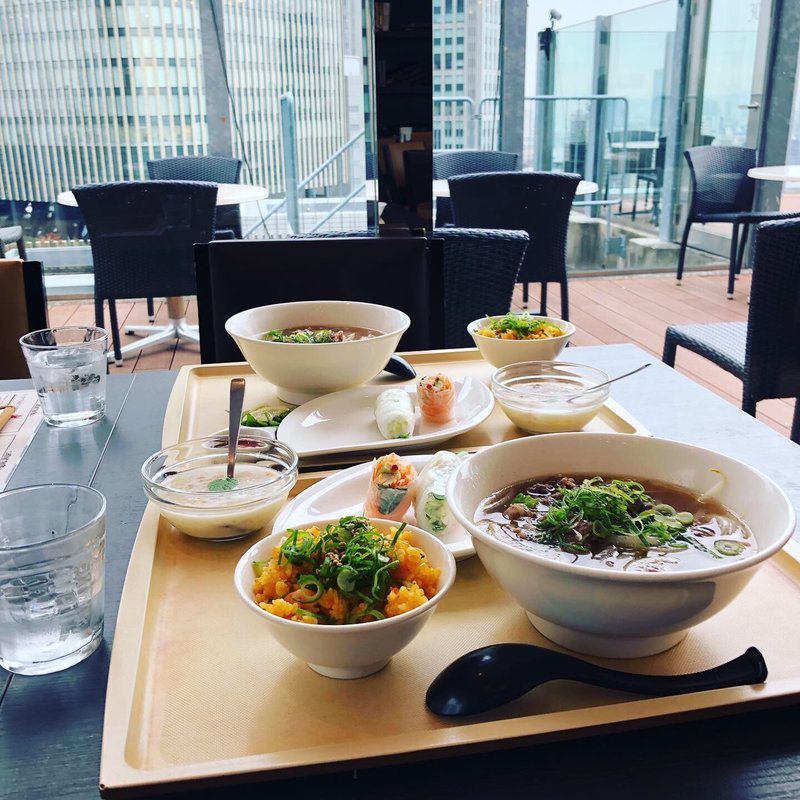 牛肉のフォーとベトナム炒飯セット(ベトナムフレンチ　チャオサイゴン　肥後橋店)