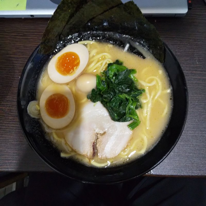 味玉ラーメン(秋津商店 )
