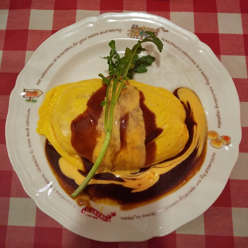 餅もちチーズオムライス(ラケル 池袋東口店)