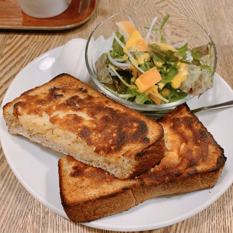 アーモンドバタートースト(野菜直売 Green Cafe)