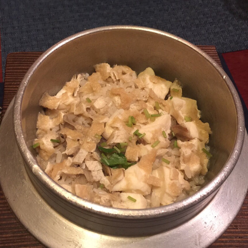 鯛釜飯(小料理やさん)