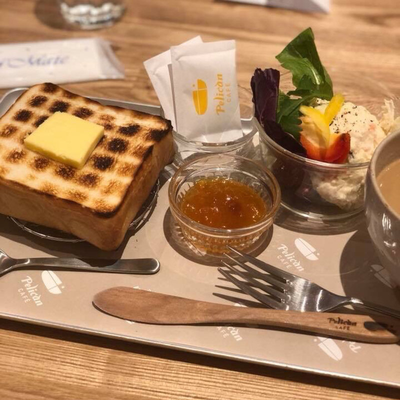 炭焼トーストセット &本日のスープとポテサラ(ペリカンカフェ)