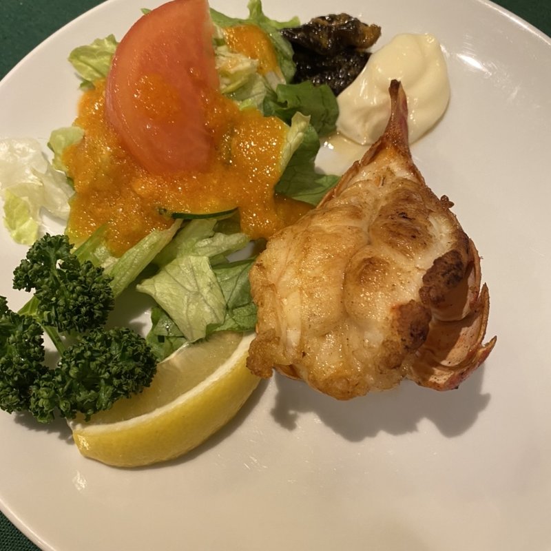 海老〔ロブスター〕 のグリル ( 1冠づけ )(ロシヤ料理 ラルース)