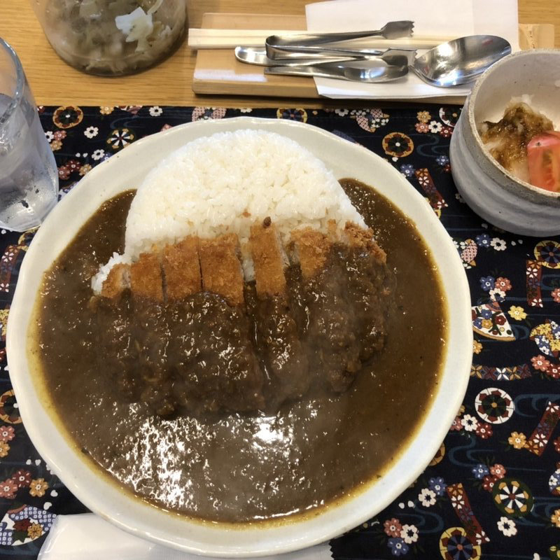 カツカレー(手作りカレーの店　朱（レッド） )