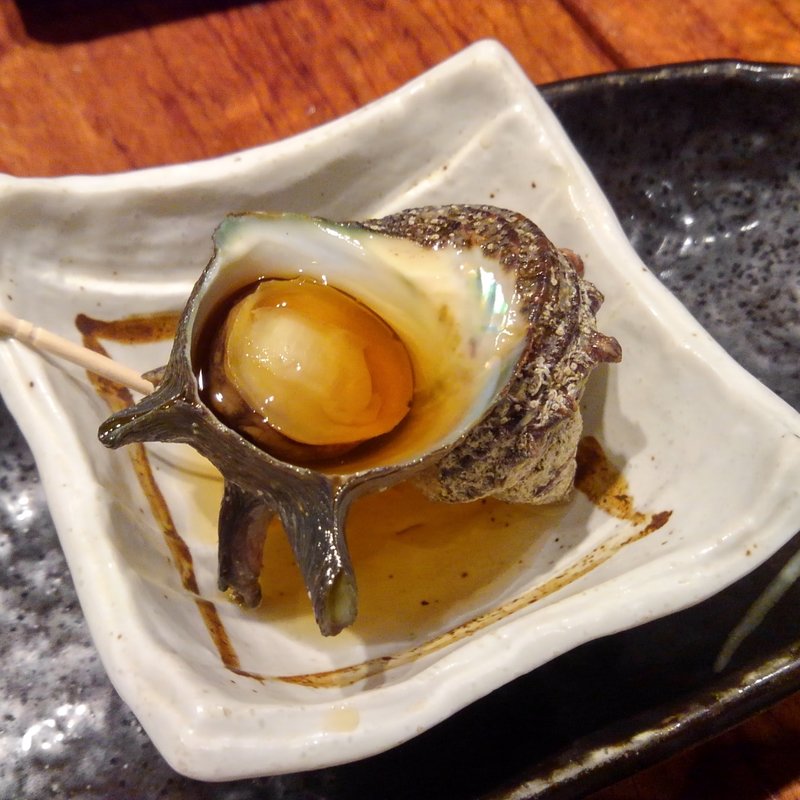 壷焼きサザエ(牡蠣海鮮かいり )