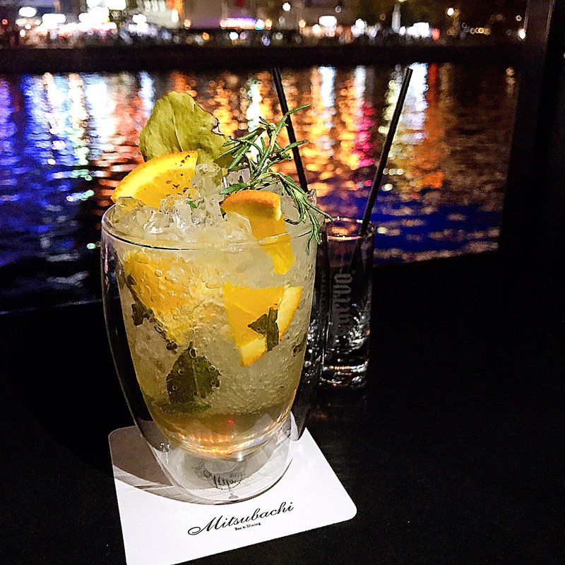 (Mitsubachi Bar & Dining)