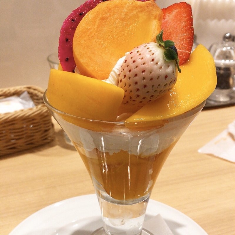 (果実園 リーベル 新宿店)