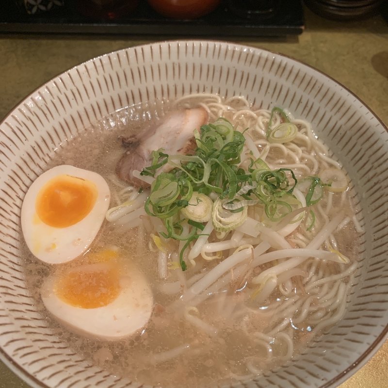 塩ラーメン(黄金ラーメン)