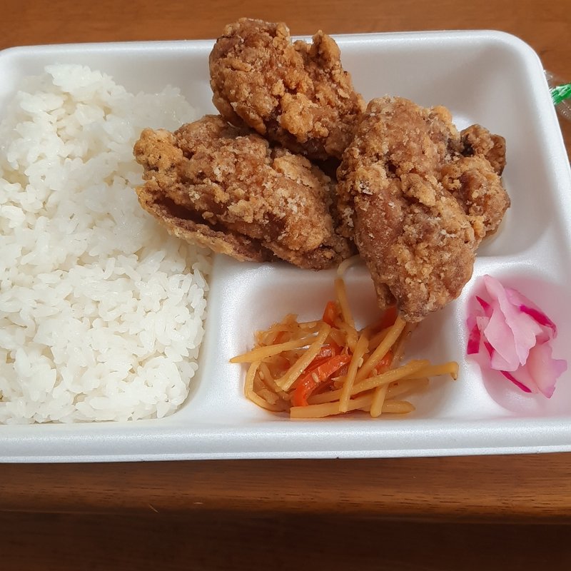 醤油から揚げ　3個(元祖から揚げ本店　だるま)