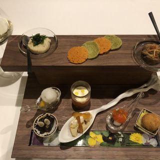 彩り豊かな小さな前菜(OTTO SETTE)