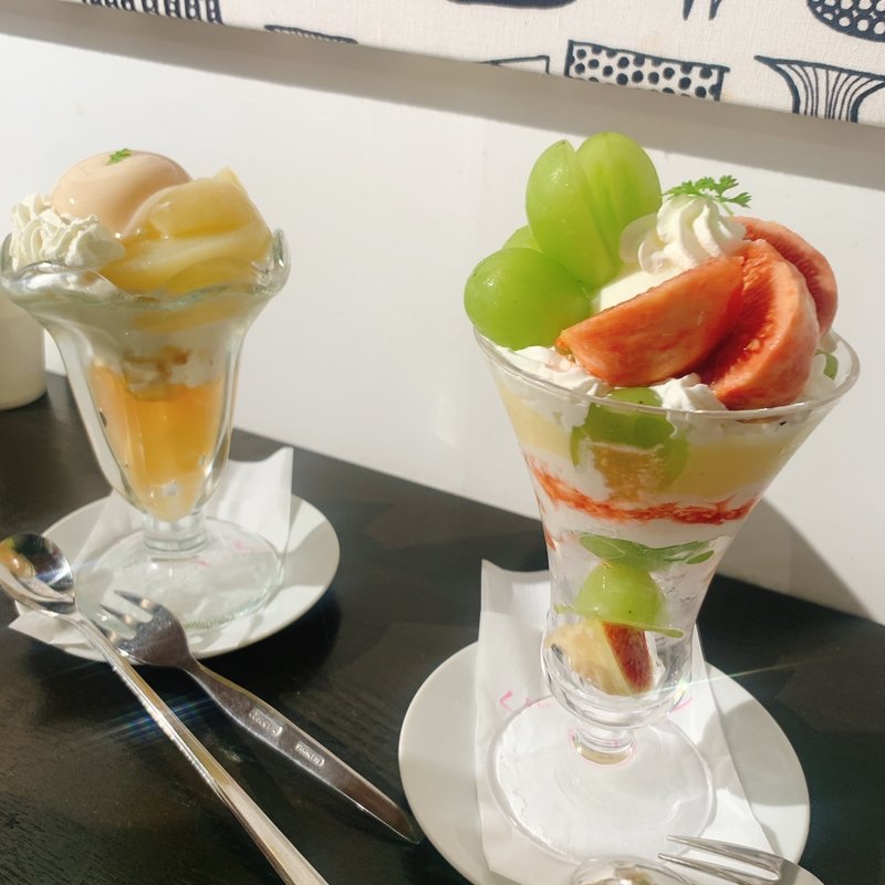 いちじくとシャインマスカットのパフェ(くらしき桃子 倉敷中央店 （くらしきももこ）)