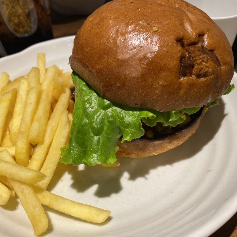 チーズバーガーセット(SHOGUN BURGER KABUKICYO 1st)