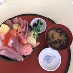 海鮮丼(シーフードレストラン うおっせ)