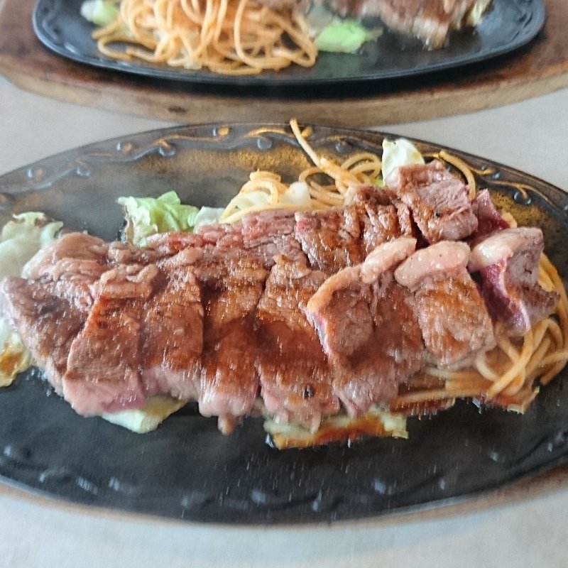 ステーキランチ　200g　ライス・サラダ付き(やぽんすき )