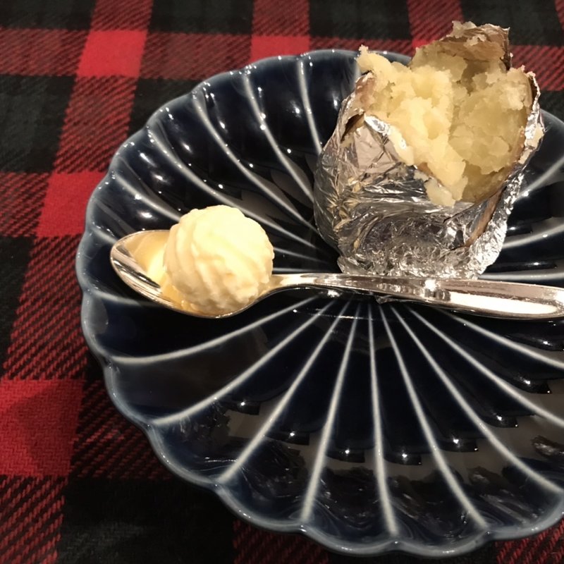 ベークドポテト(くいしんぼー山中 （kuishinbo YAMANAKA クイシンボーヤマナカ）)