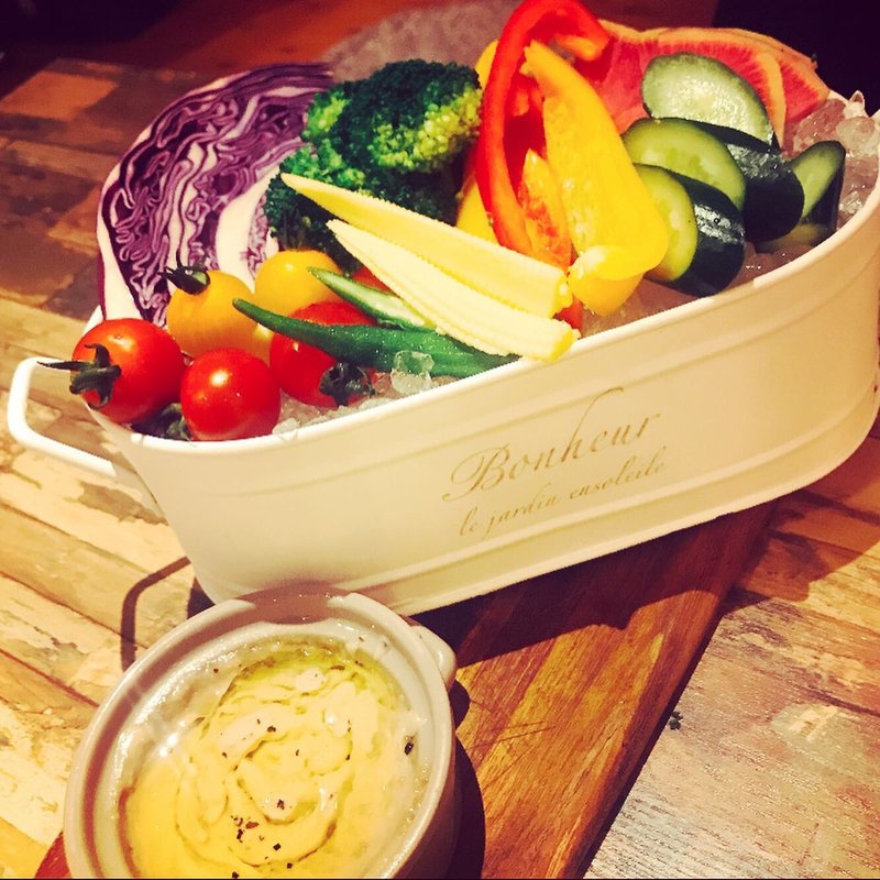 菜園風バーニャカウダー (肉とチーズの古民家バルISHIYAMA MEAT MARCHE)