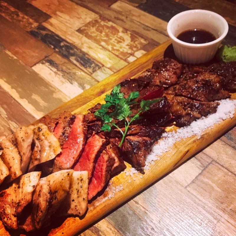 マルシェステーキ4種盛り(肉とチーズの古民家バルISHIYAMA MEAT MARCHE)