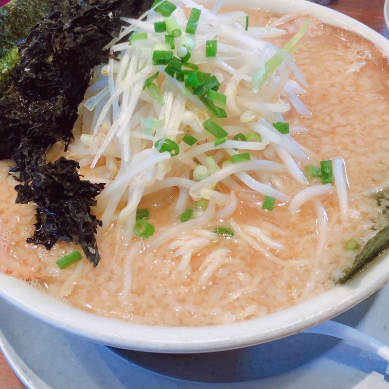 背脂醤油ラーメン(ラーメン　だるまや)