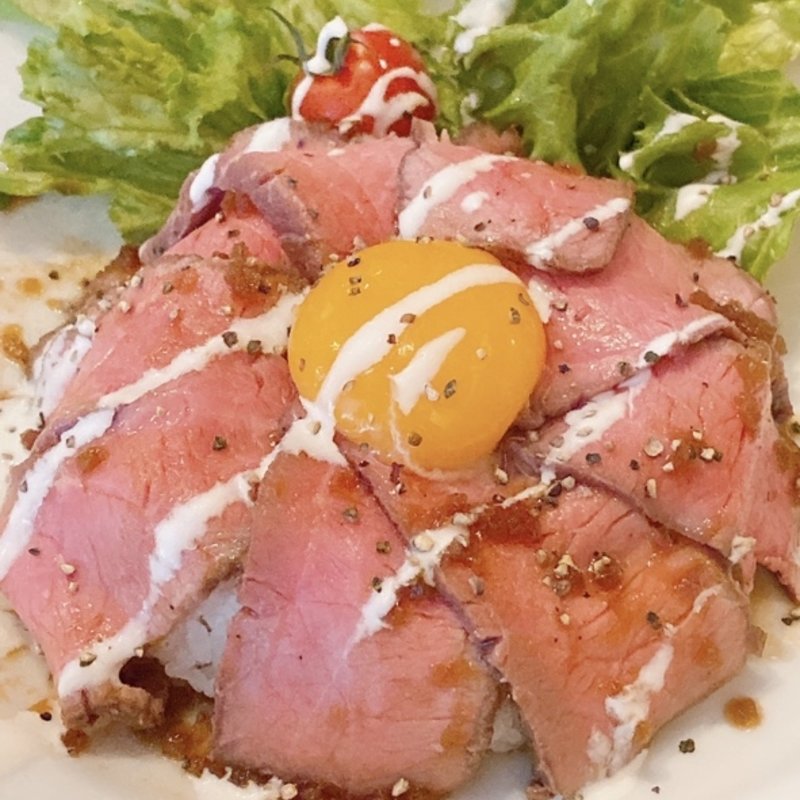 ローストビーフ丼(coffee mafia)