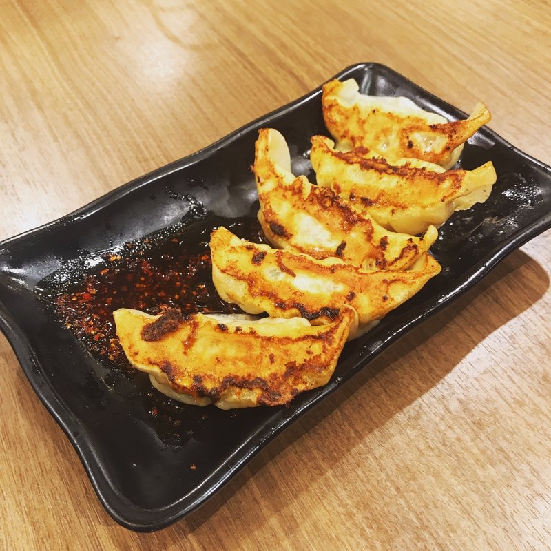 餃子(横浜中華王記厨房)