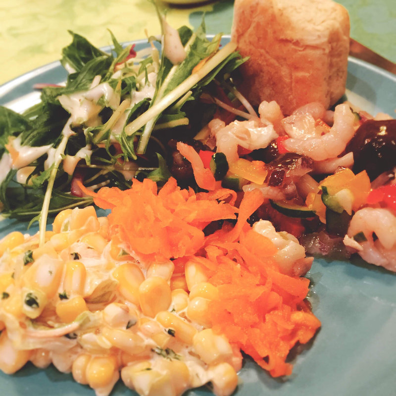 サラダランチ(北欧料理リラ・ダーラナ)