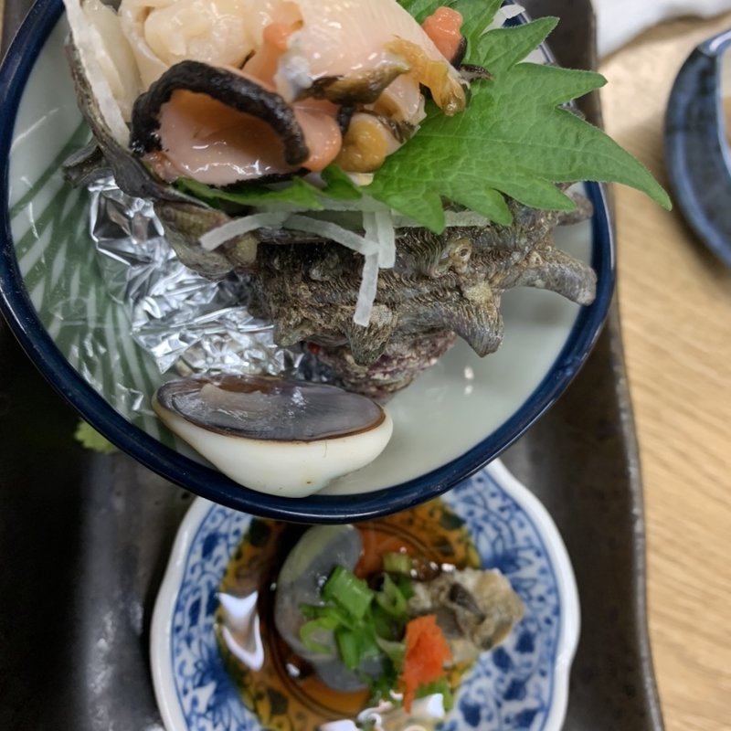 サザエのおさしみ(焼き鳥大和)