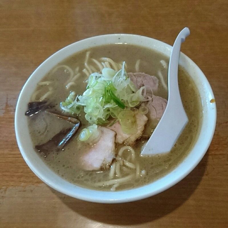 煮干しラーメン(ラーメン 西)