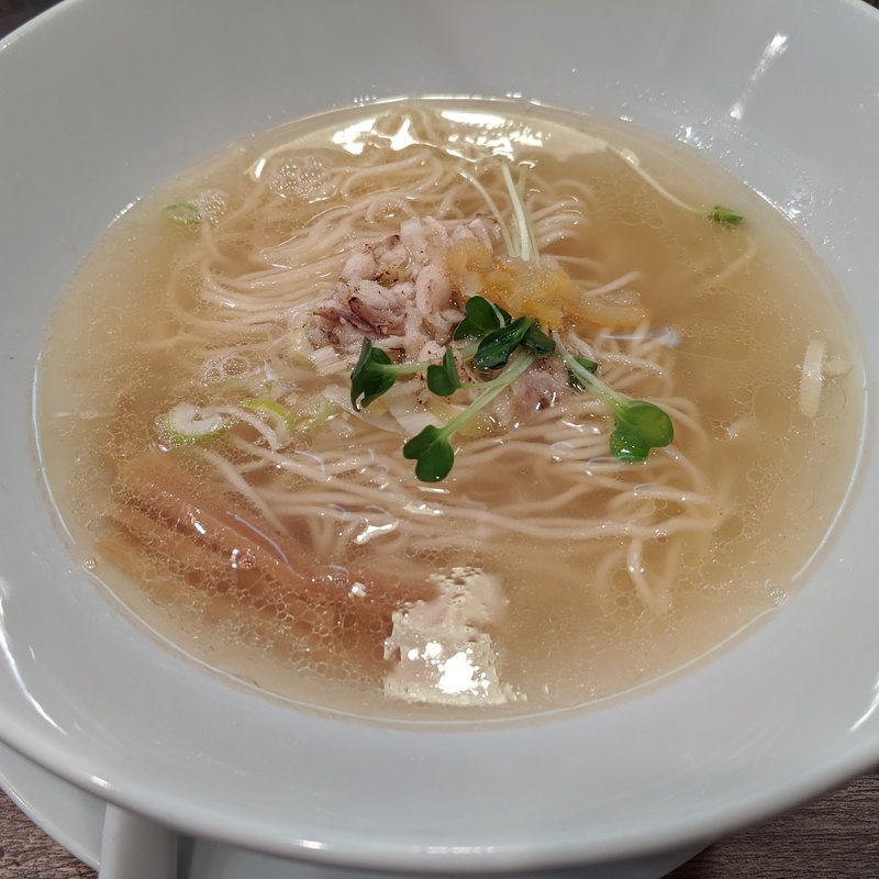 淡麗鯛しおらぁめん(鯛らぁめん 狐狸丸)