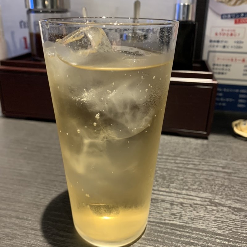 能勢ジンジャーエール(鶏と鯛のラーメン 白湯製人)