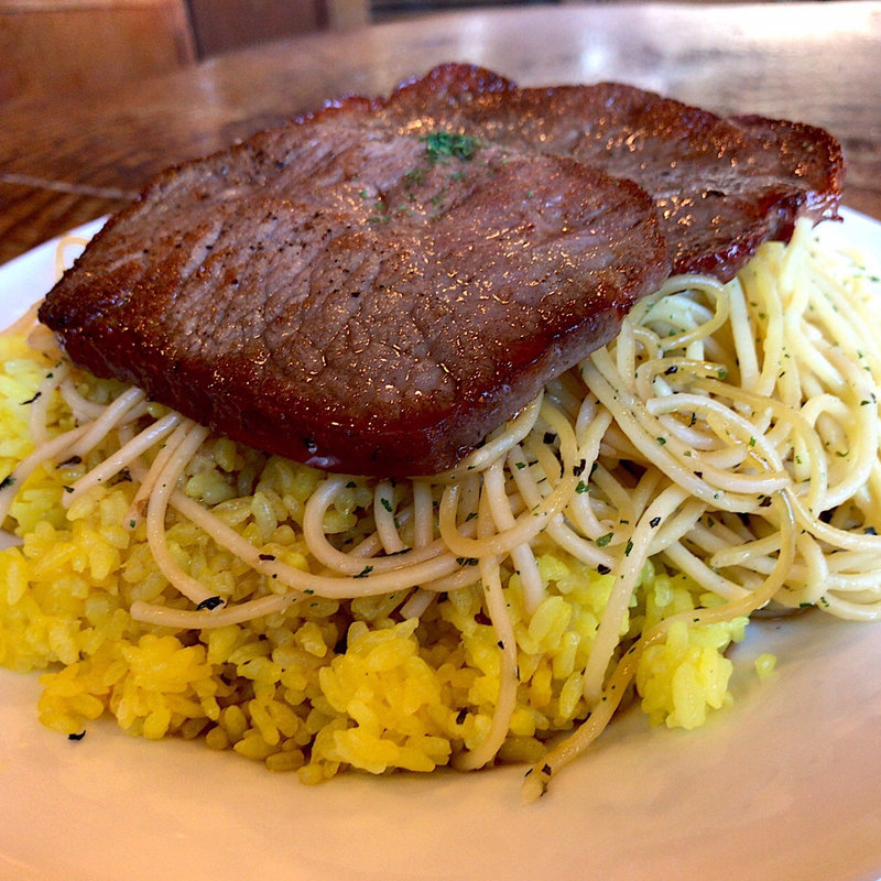 牛肉の薄切りステーキ(ラ・タベルナ )